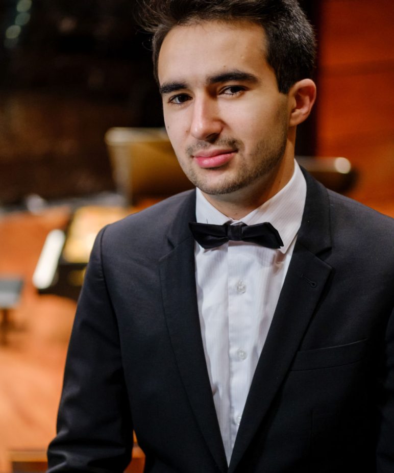 09.12.2021 Bonn  Kammermusiksaal des Beethoven-Hauses ; International Telekom Beethoven Competition Bonn ; Giorgio Lazzari ; Dem Fotograf liegt keine schriftliche Einverständniserklärung der abgebildeten Personen vor.